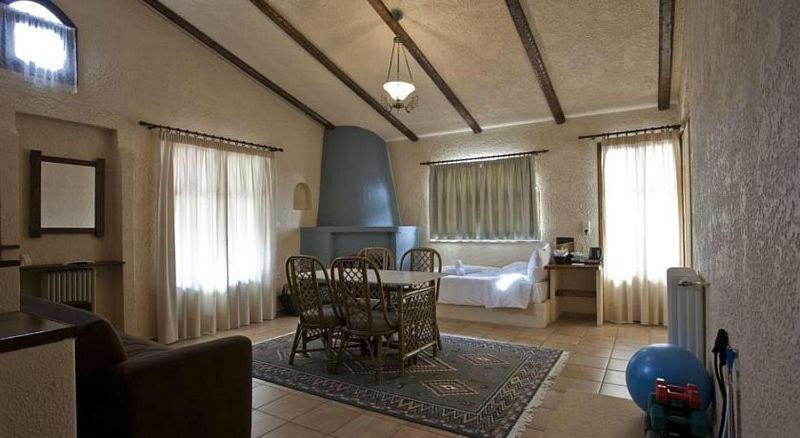 Fanaras Hotel Kalávrita Kültér fotó
